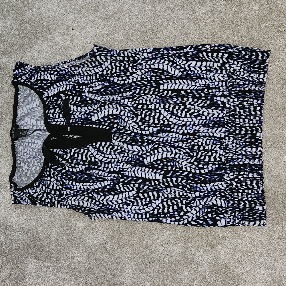 White House Black Market Sleeveless Blouse